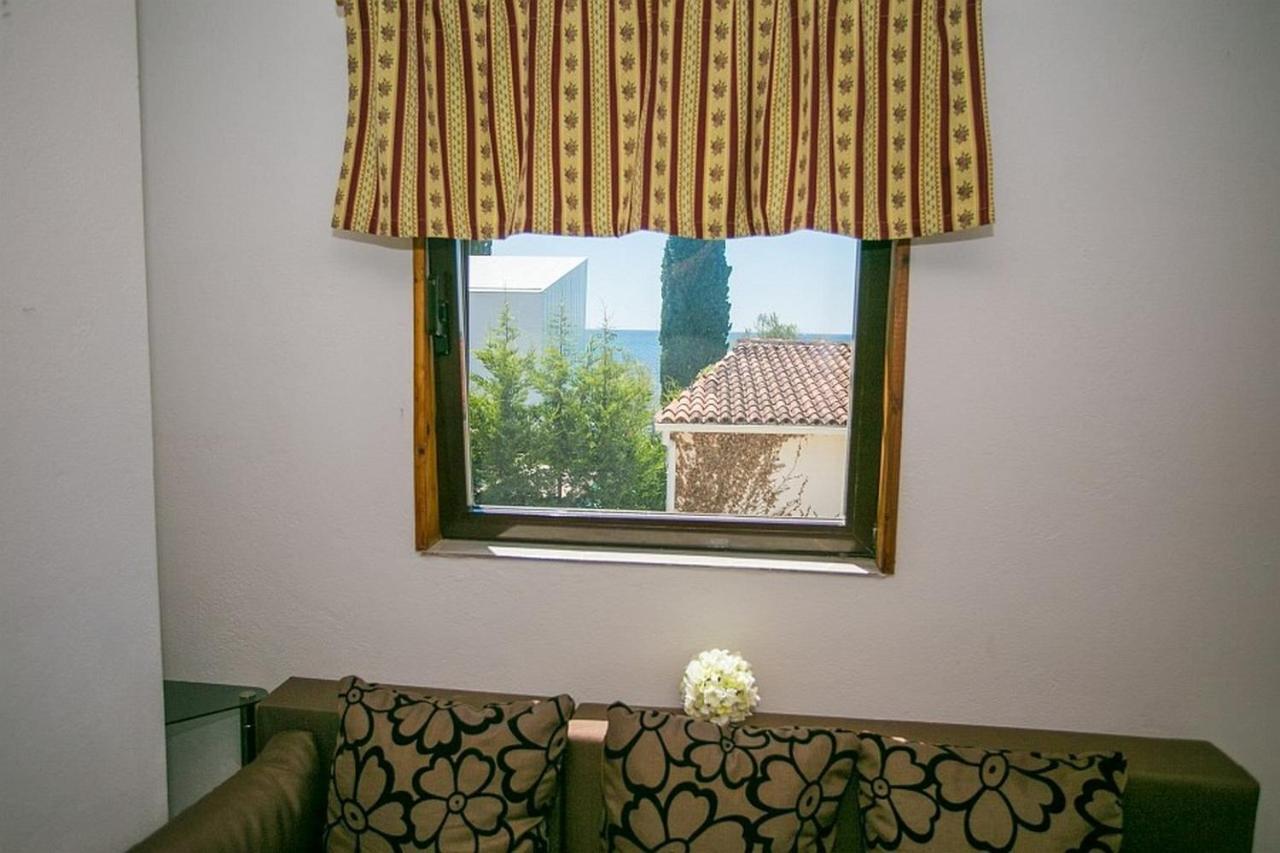 Apartments Materada โปเรช ภายนอก รูปภาพ